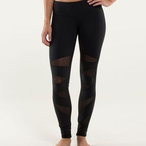 Lululemon cut out leggings